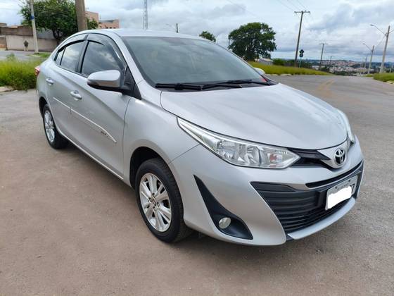 TOYOTA YARIS 1.5 16V FLEX SEDAN XL MULTIDRIVE